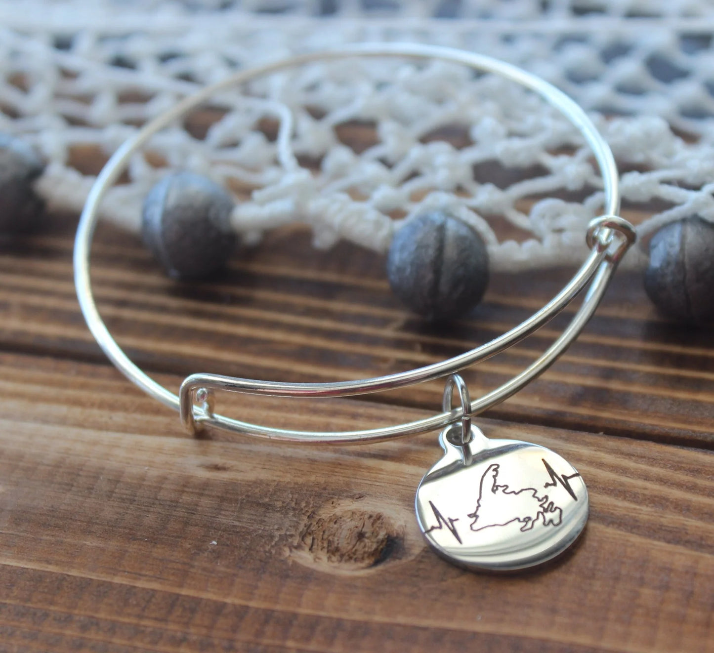 Newfoundland Heartbeat Bangle